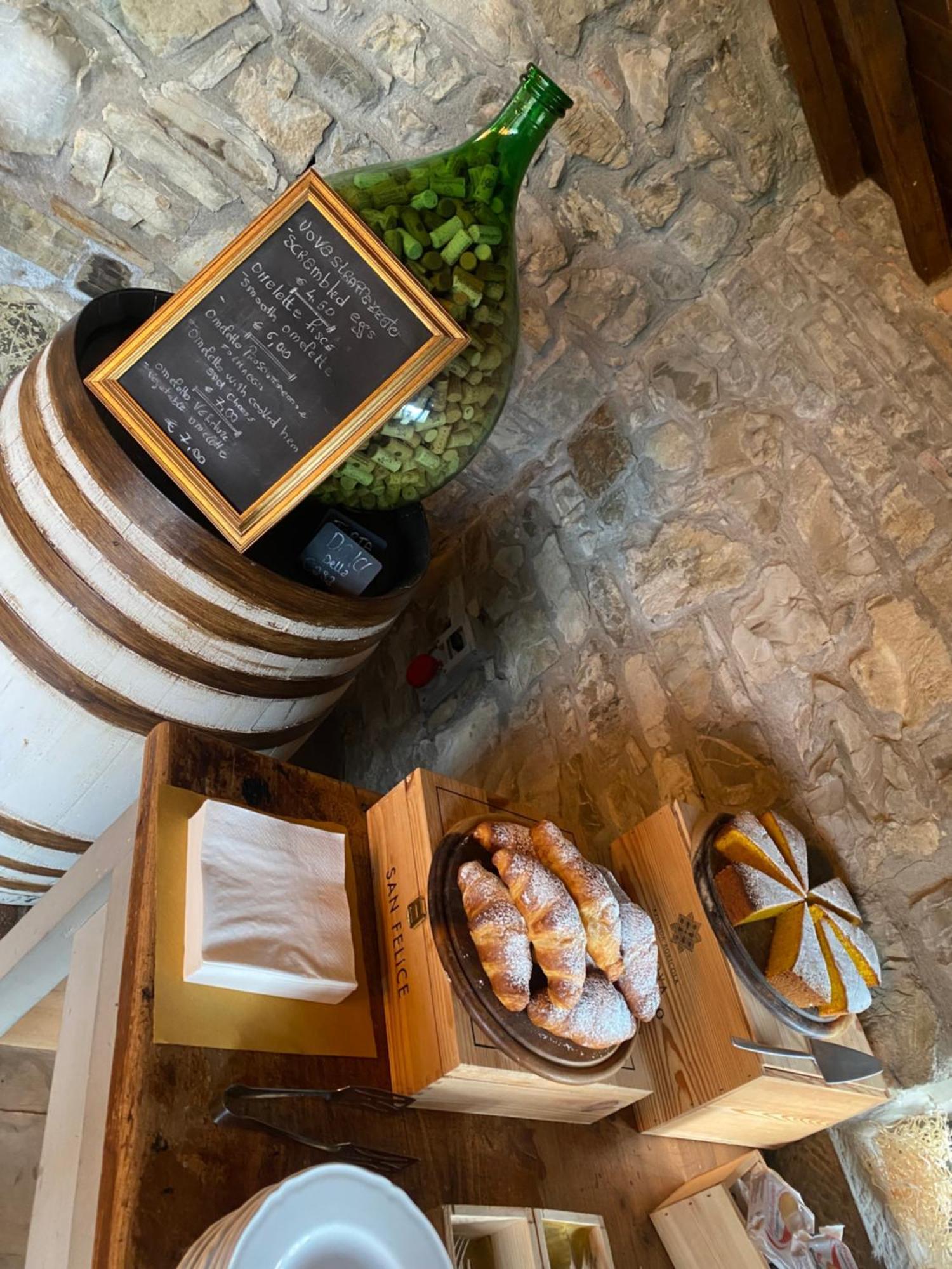 Locanda Podere Le Vigne Radda in Chianti Zewnętrze zdjęcie